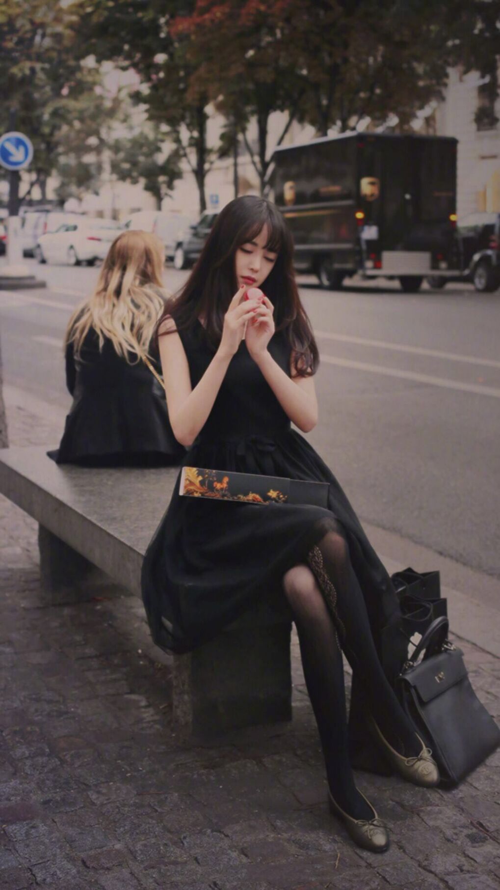 开云平台-塞内加尔球员戴毛线帽上场，网友笑称“最保暖前锋”，塞内加尔队长是谁