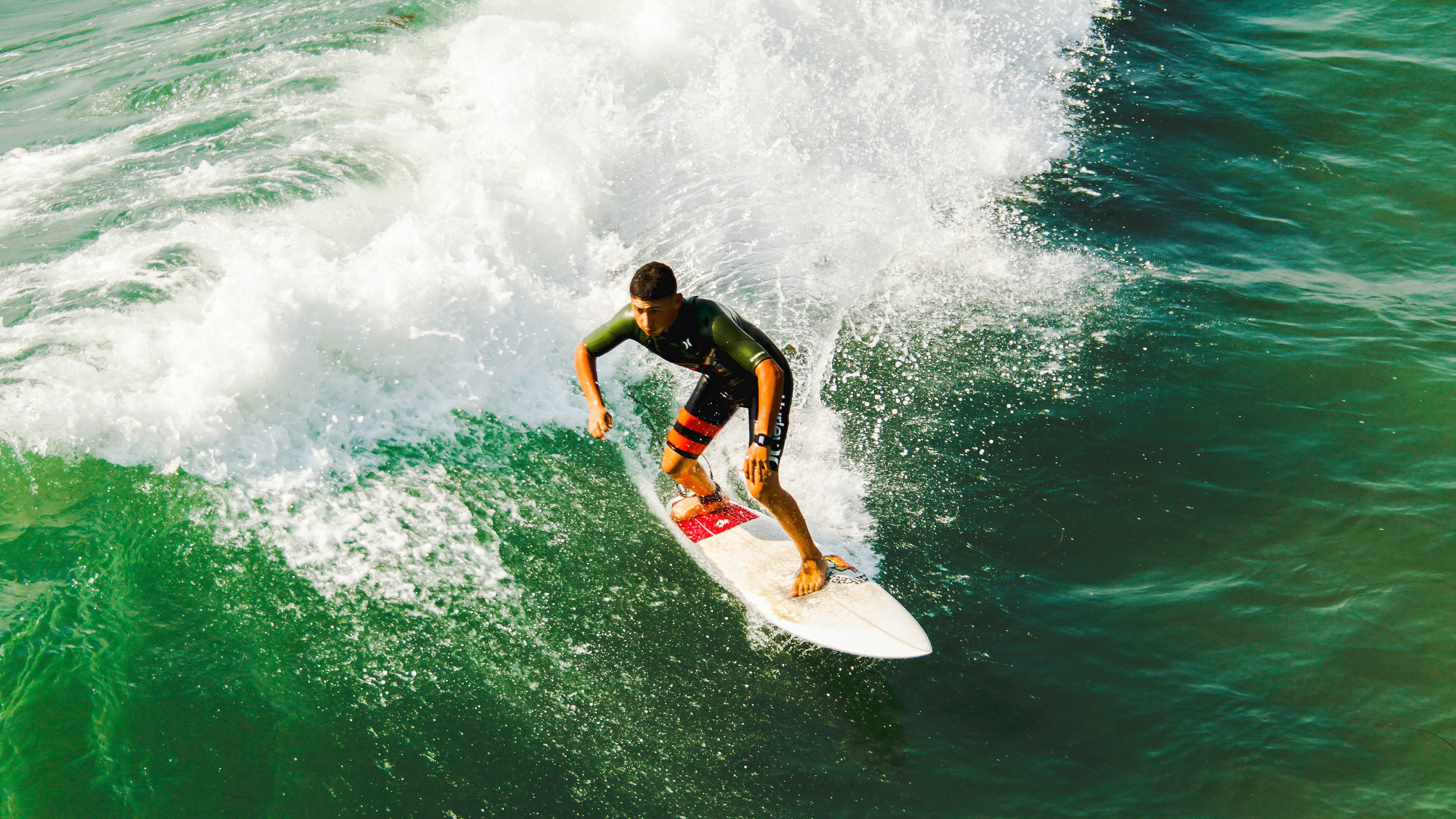 开云官网APP下载-詹姆斯社媒发文鼓励新秀勇敢拼搏，詹姆斯发催泪长文